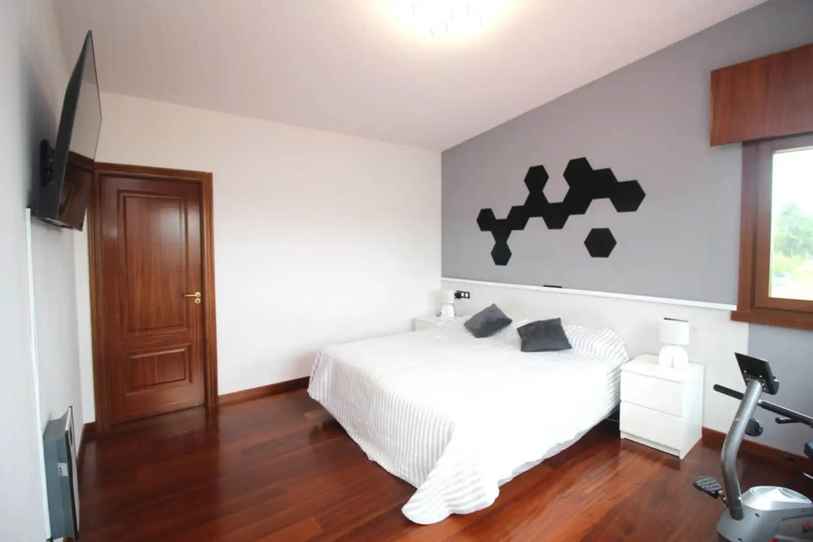 Bedroom of Houses for sale in Betanzos  with Heating, Terrace and Storage room