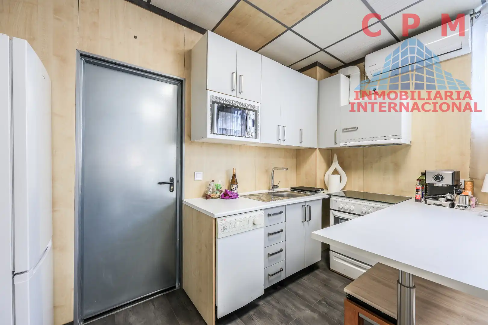 Nave industrial en venta en Loeches con Calefacción