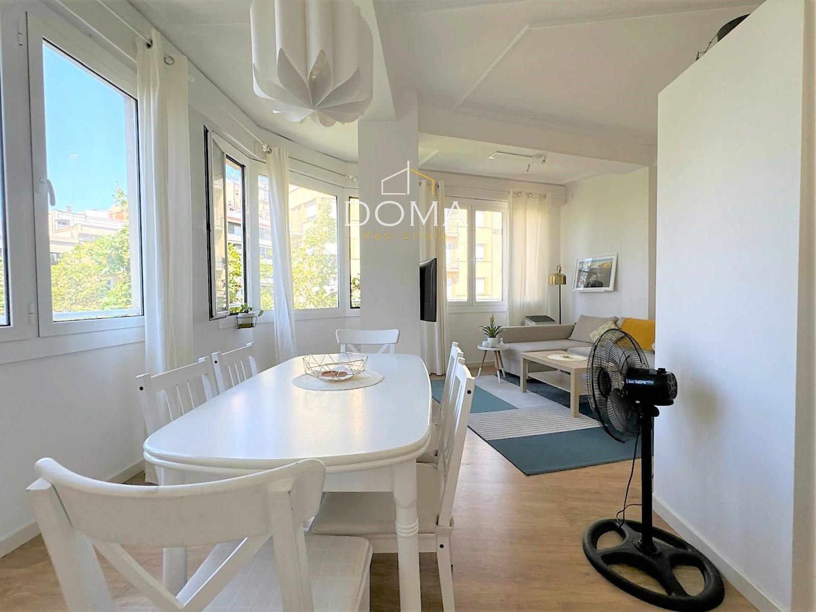 Bedroom of Flat to rent in  Barcelona Capital  with Air Conditioner, Heating and Parquet flooring