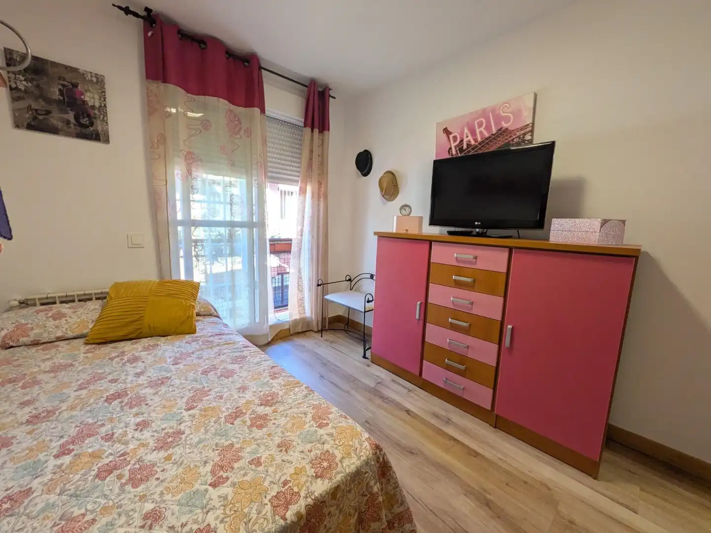 Habitación de Casa o chalet en venta en Ensanche
