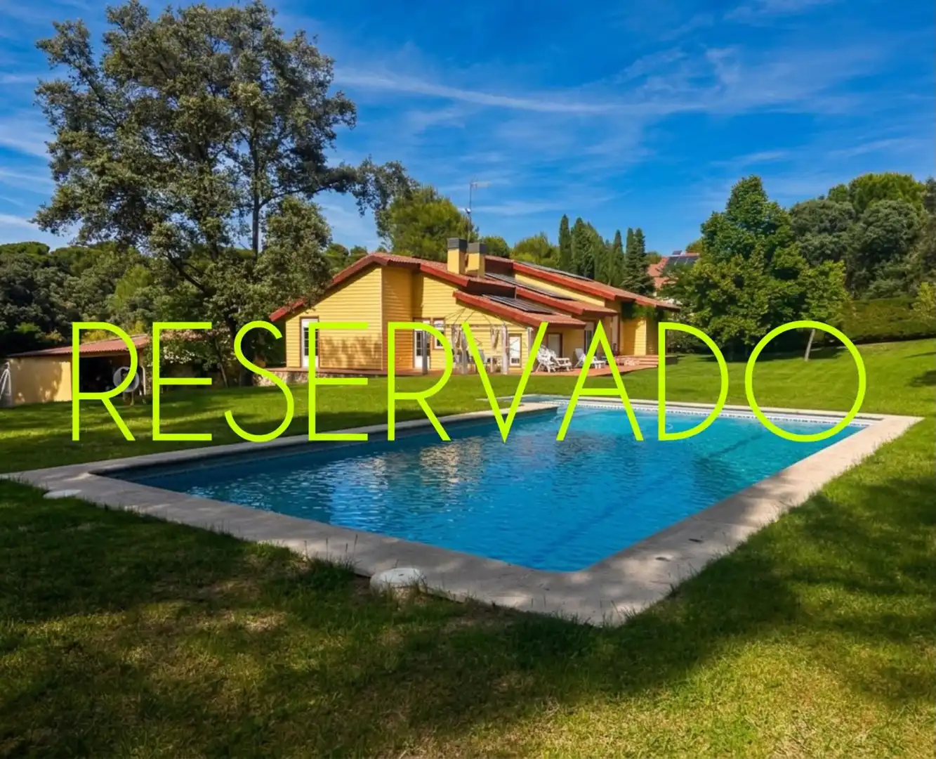 Garden of Houses for sale in Villaviciosa de Odón  with Air Conditioner, Heating and Private garden