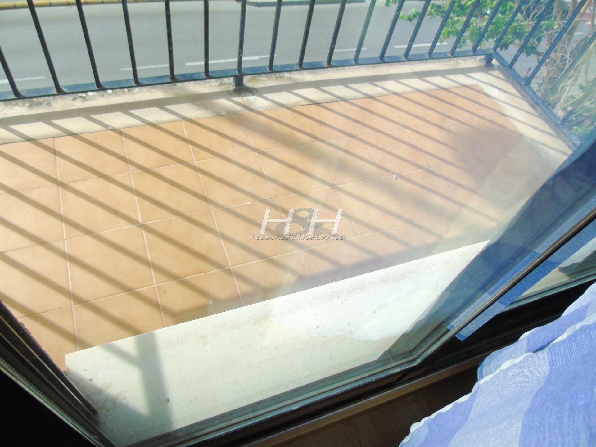 Balcony of Flat for sale in Burjassot  with Air Conditioner, Heating and Parquet flooring