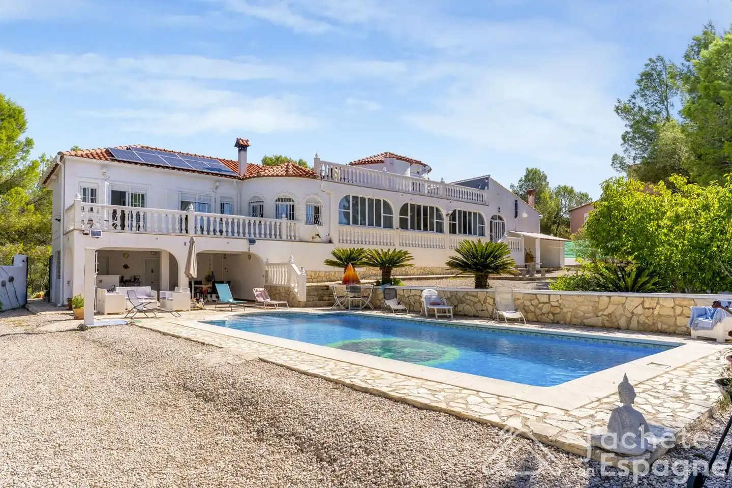 Haus mit Pool zum Verkauf in Montroi / Montroy
