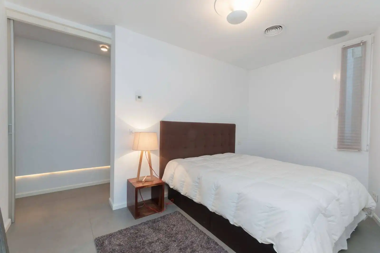 Dormitori de Apartament en venda en Madrid amb Aire condicionat, Calefacció i Balcó