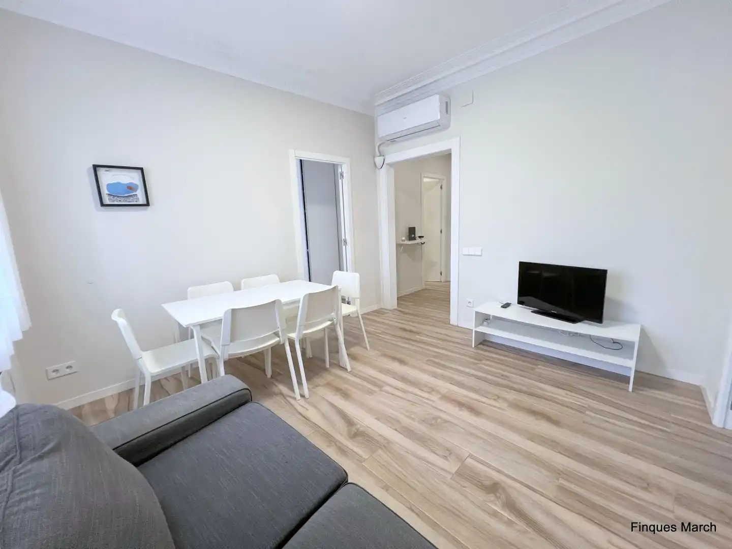 Sala de estar de Piso en venta en Barcelona con Aire acondicionado y Amueblado