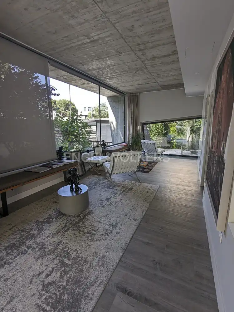 Living room of Houses for sale in Pozuelo de Alarcón  with Air Conditioner, Heating and Private garden