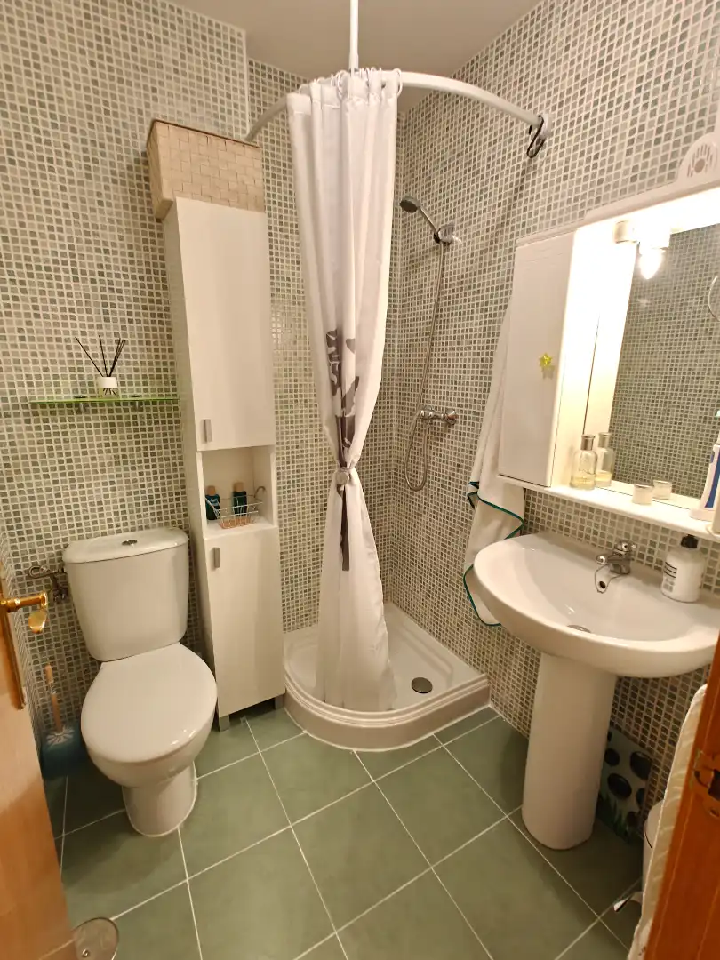 Baño de Piso en venta en Fuensalida con Aire acondicionado, Calefacción y Trastero
