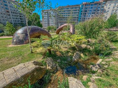 Jardí de Pis en venda en Vigo  amb Calefacció, Parquet i Traster