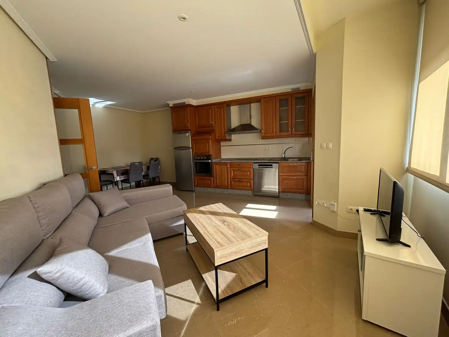Living room of Flat for rent in Ferrol  with Heating, Parquet flooring and Furnished