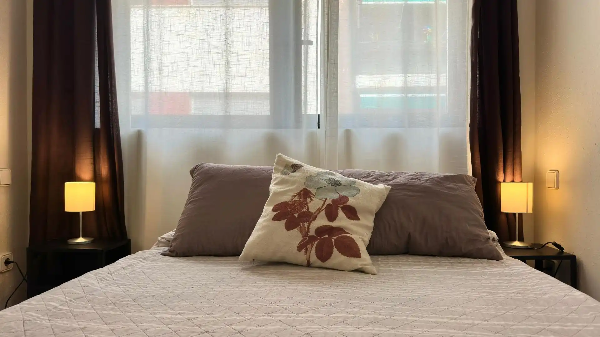 Dormitori de Apartament de lloguer en Alicante / Alacant amb Aire condicionat, Calefacció i Parquet