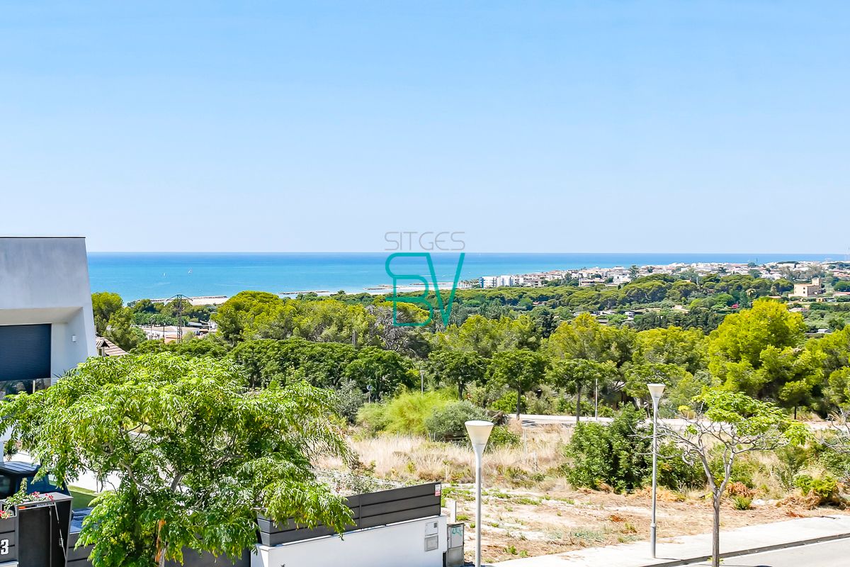 House or chalet for sale in Vilanova i la Geltrú  with Air Conditioner, Heating and Private garden