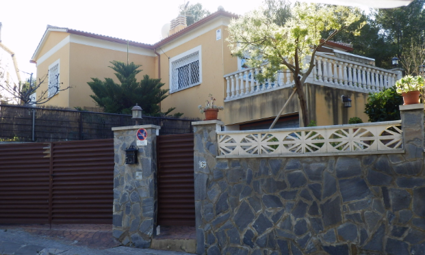 Exterior view of Flat for sale in Cubelles