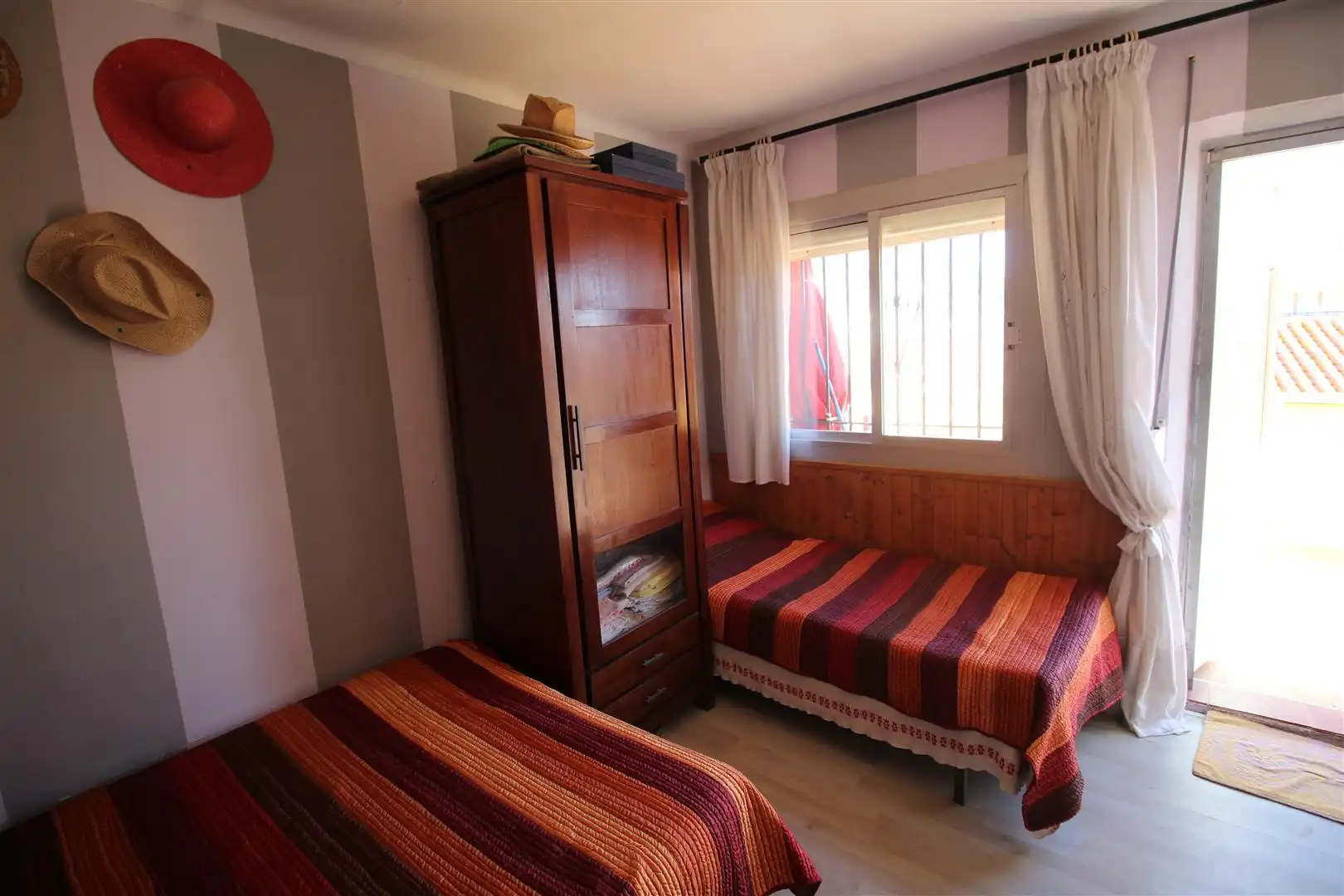 Habitación de Apartamento en venta en L'Estartit con Calefacción, Terraza y Piscina