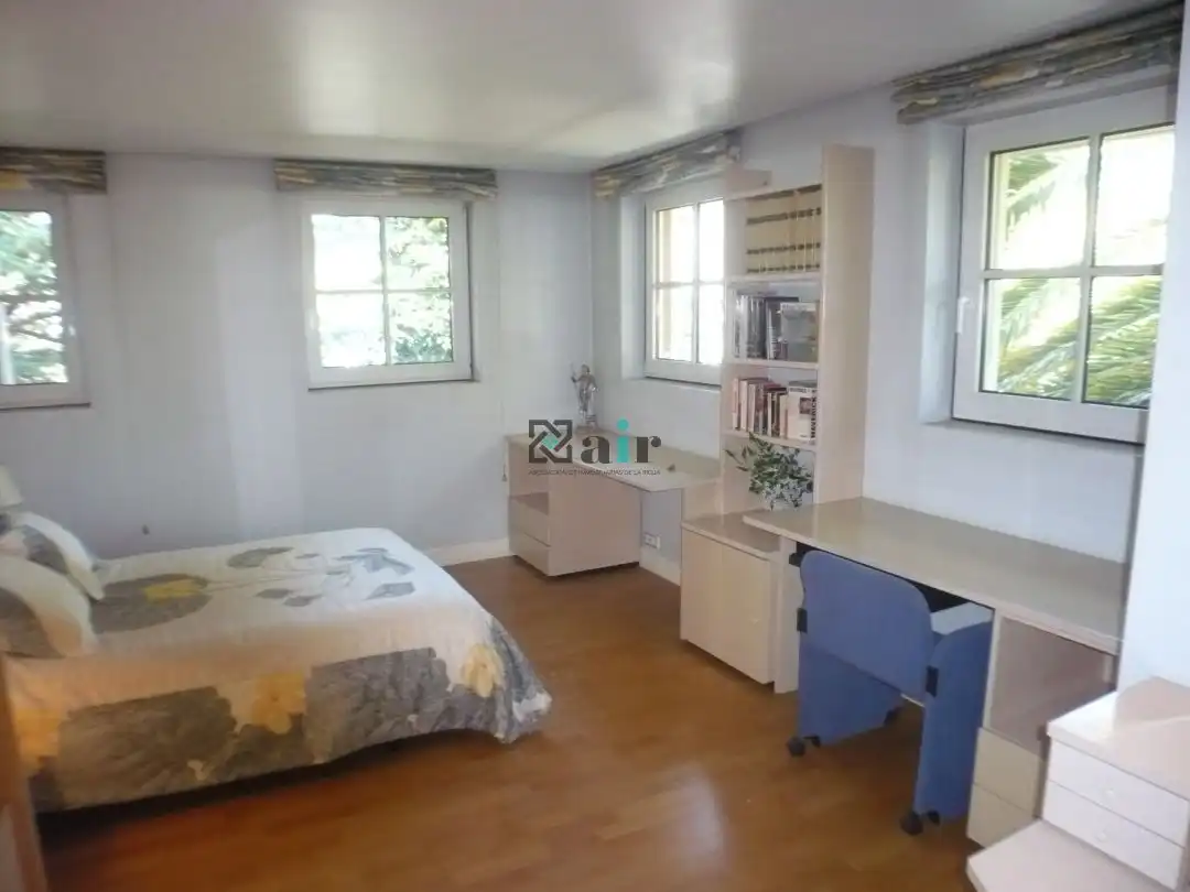 Habitación de Casa o chalet en venta en  Logroño con Calefacción, Terraza y Trastero