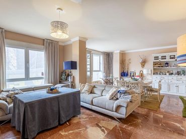 Piso con ascensor en venta en DE LAS DESCALZAS