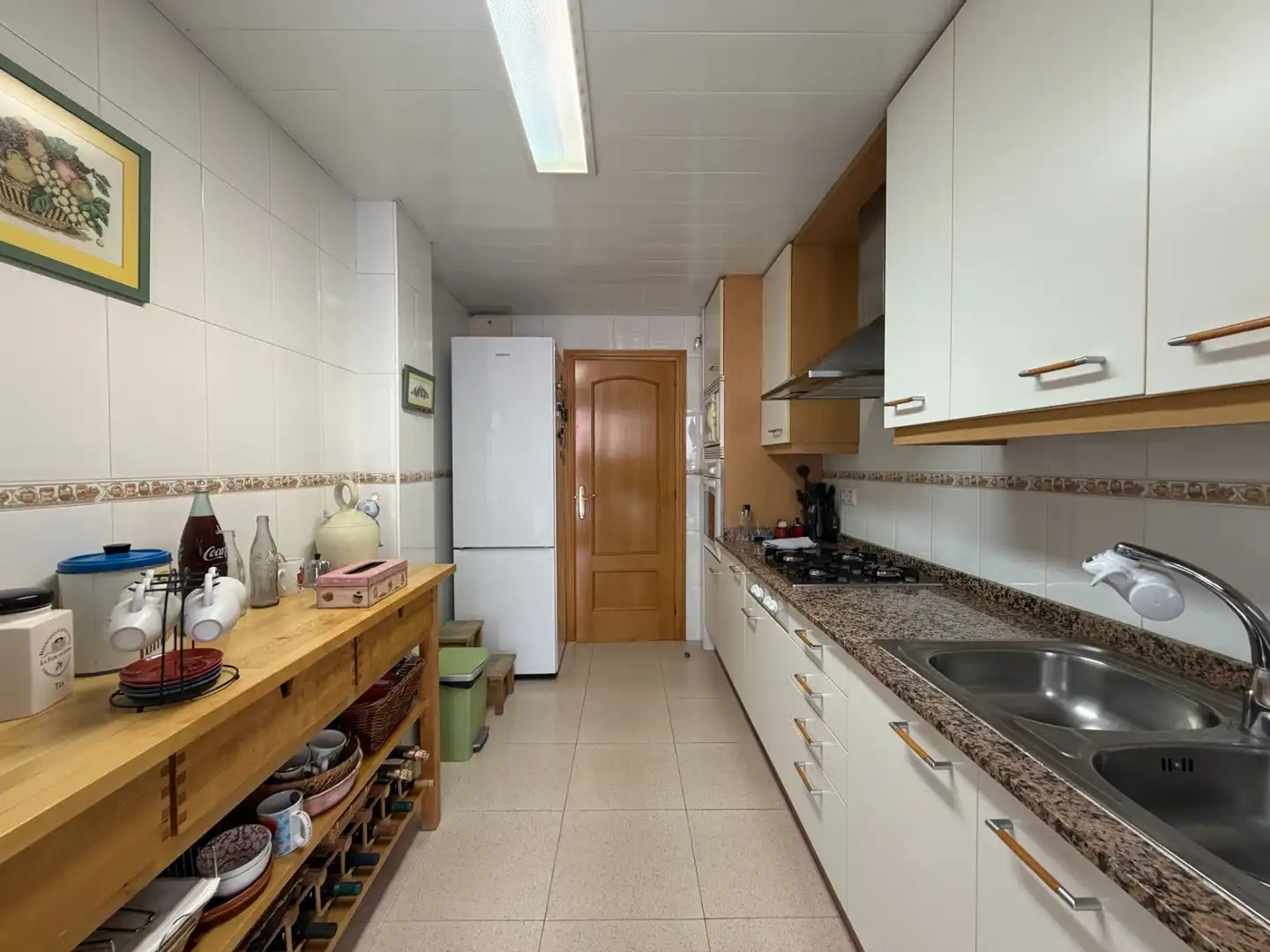 Cocina de Piso en venta en Sant Boi de Llobregat con Calefacción, Terraza y Amueblado