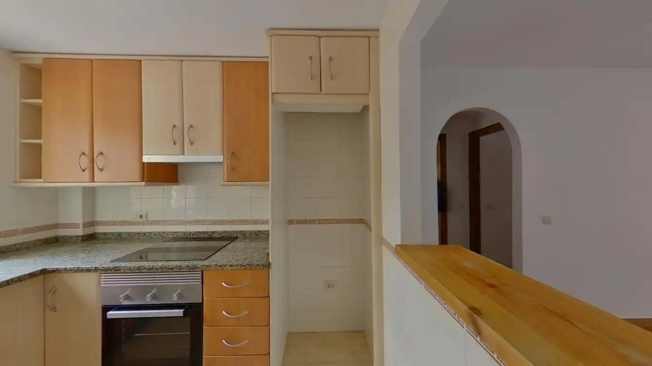 Home with garden for sale in Calahonda, imagen 9