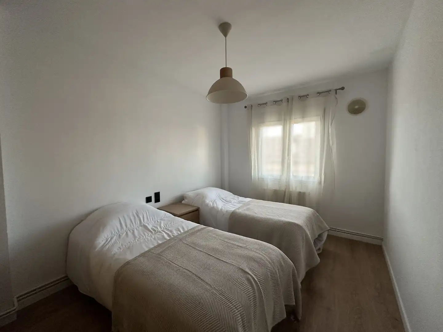 Bedroom of Flat for sale in Agullent  with Air Conditioner, Heating and Furnished
