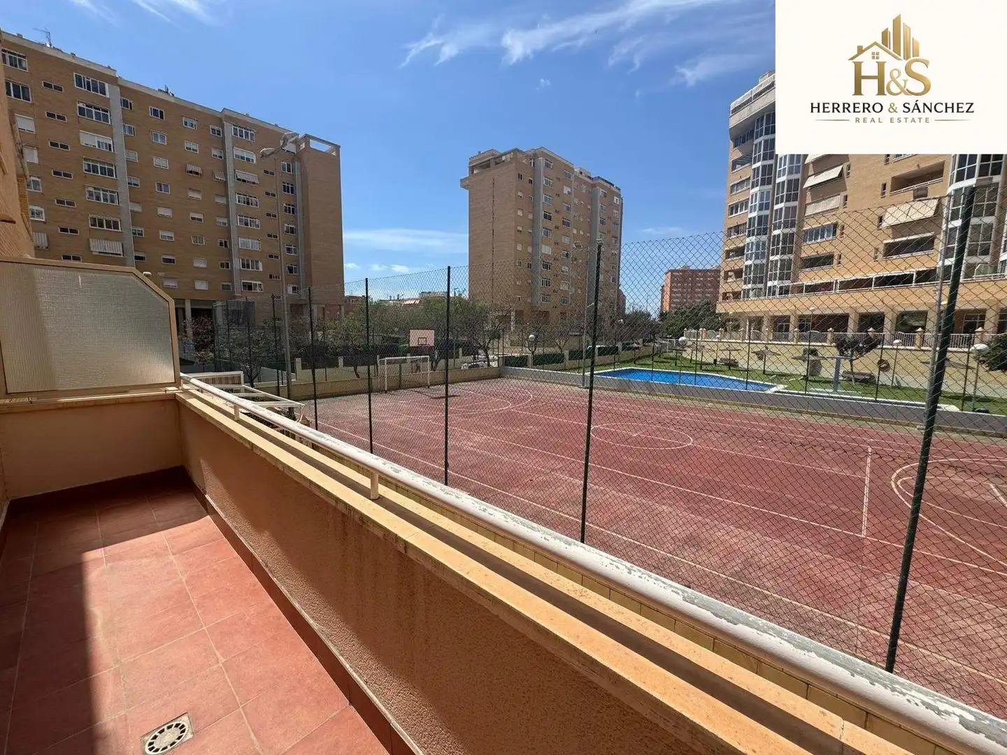 Exterior view of Houses for sale in Alicante / Alacant  with Air Conditioner, Heating and Private garden