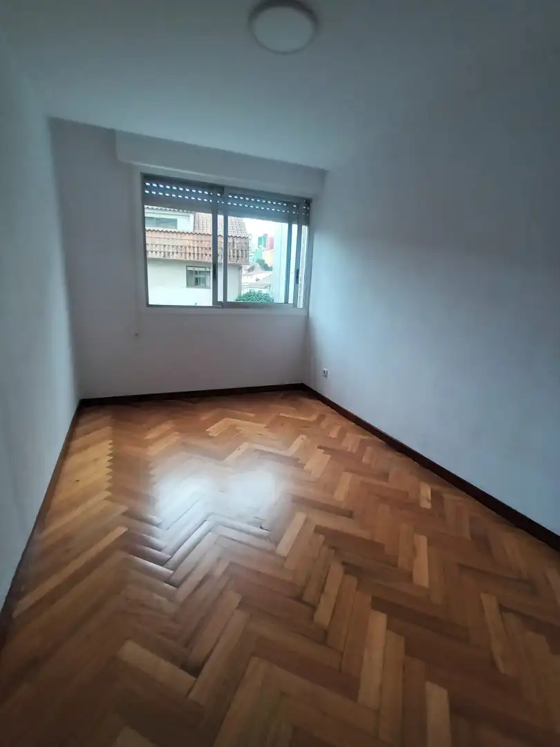Flat for rent in Vigo , Pontevedra