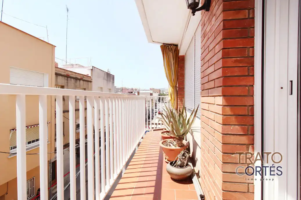 Appartamento con terrazza in vendita a Carrer de Santa Teresa, imagen 4