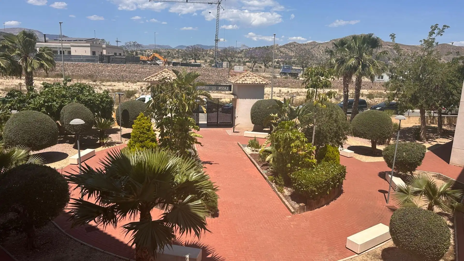 Vista exterior de Piso en venta en Elche / Elx con Aire acondicionado, Calefacción y Terraza