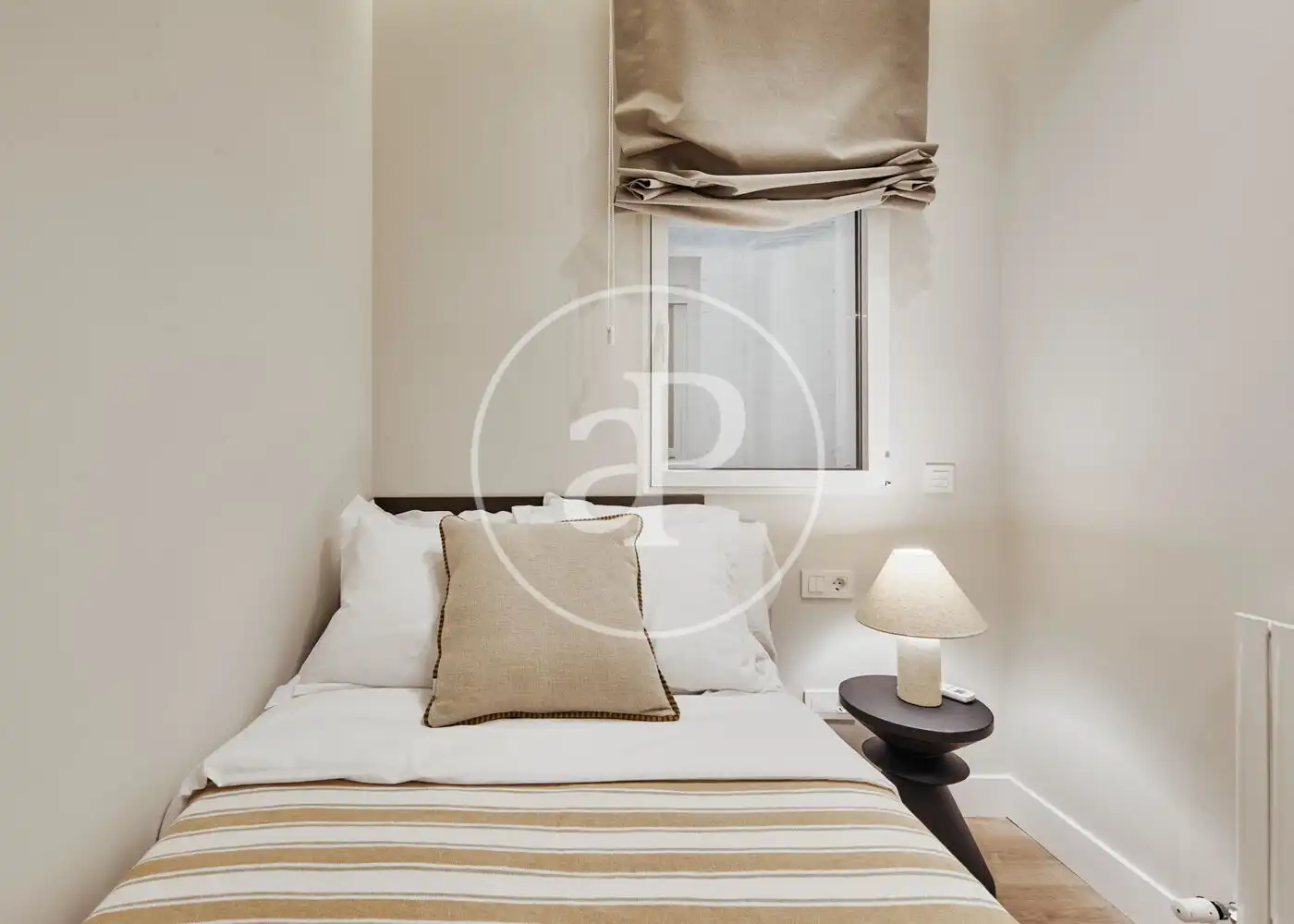 Bedroom of Flat for sale in Madrid  with Air Conditioner, Heating and Furnished