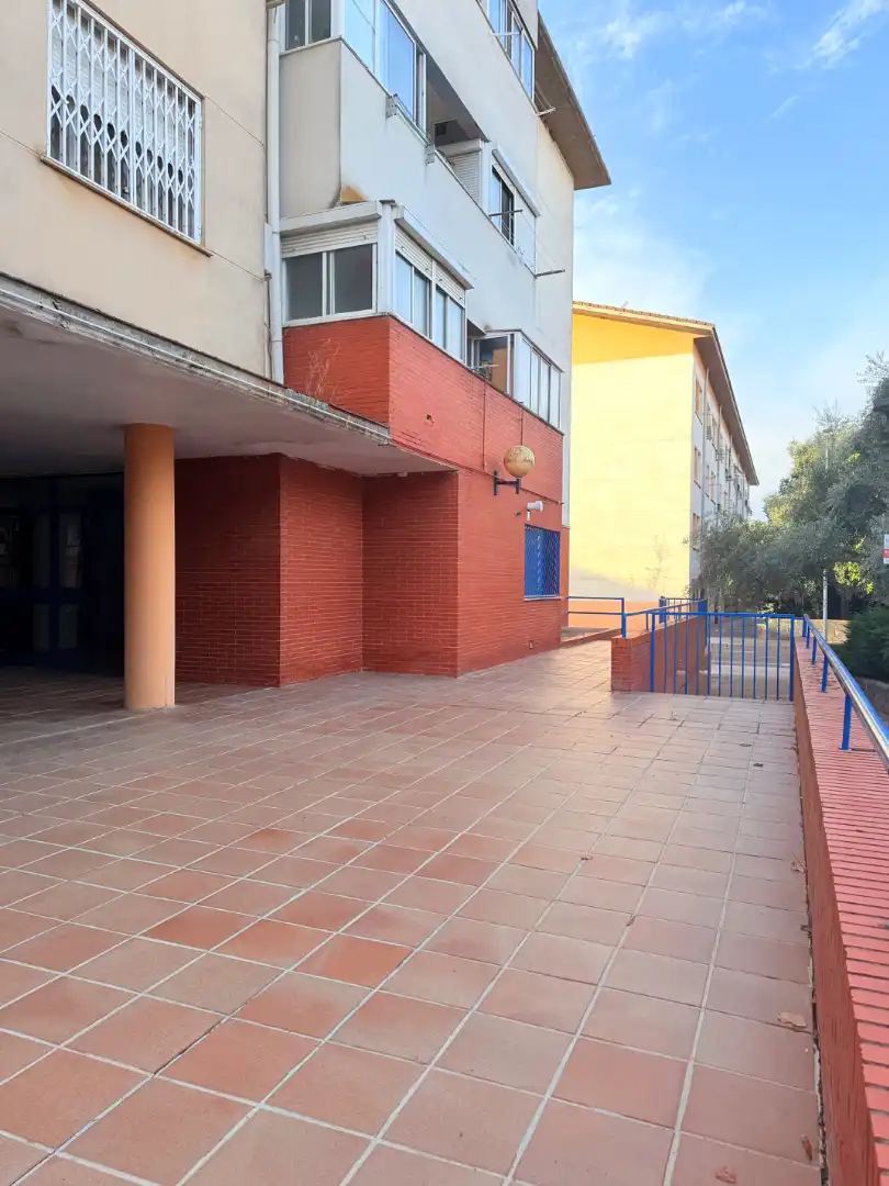Vista exterior de Pis en venda en Valdepasillas - La Paz - Huerta Rosales