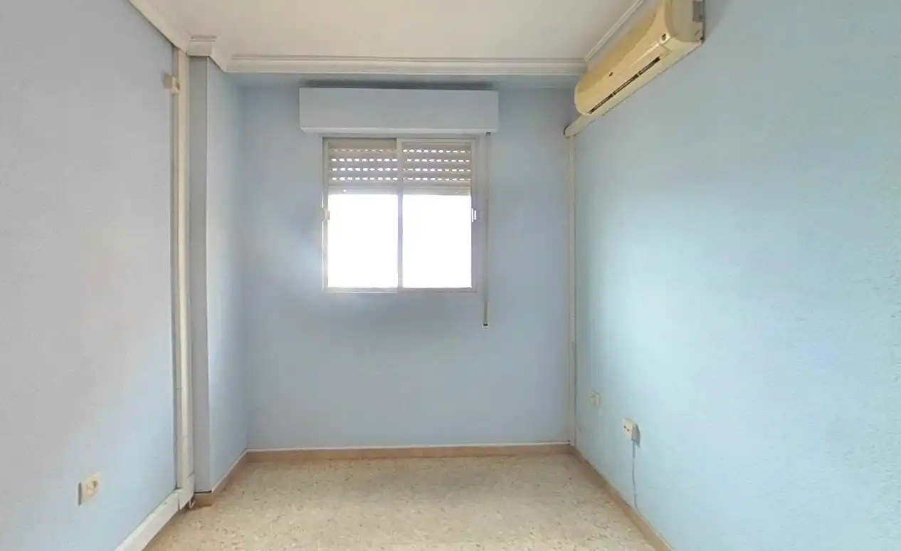 Habitación de Piso en venta en Badajoz con Aire acondicionado