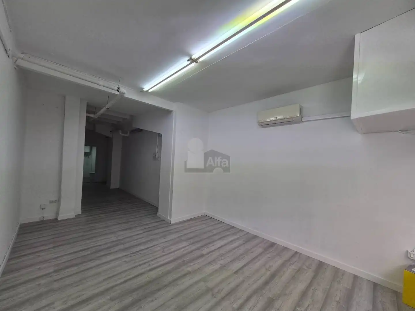 Oficina de lloguer a Carrer d'Enric Navarro, 27, Barrio de Benimaclet