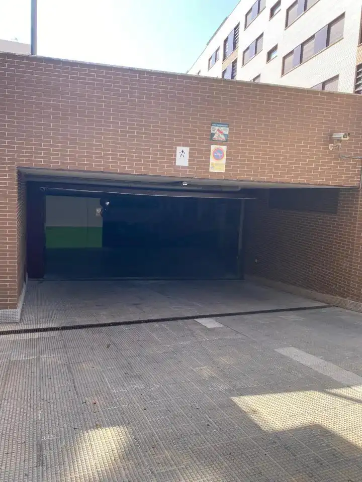 Parking de Garaje de alquiler en Azuqueca de Henares