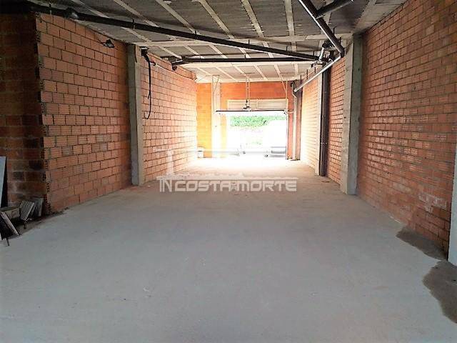 Local comercial en Venta en Cee