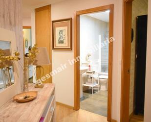 Bedroom of Apartment to rent in Pontevedra Capital   with Heating, Parquet flooring and Furnished