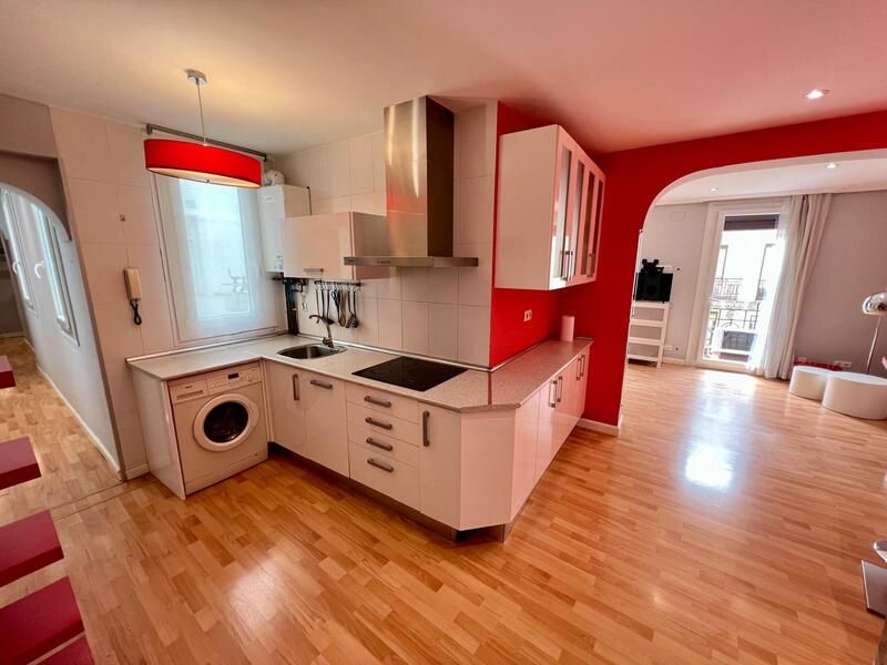 Cuina de Pis en venda en  Madrid Capital amb Aire condicionat i Calefacció