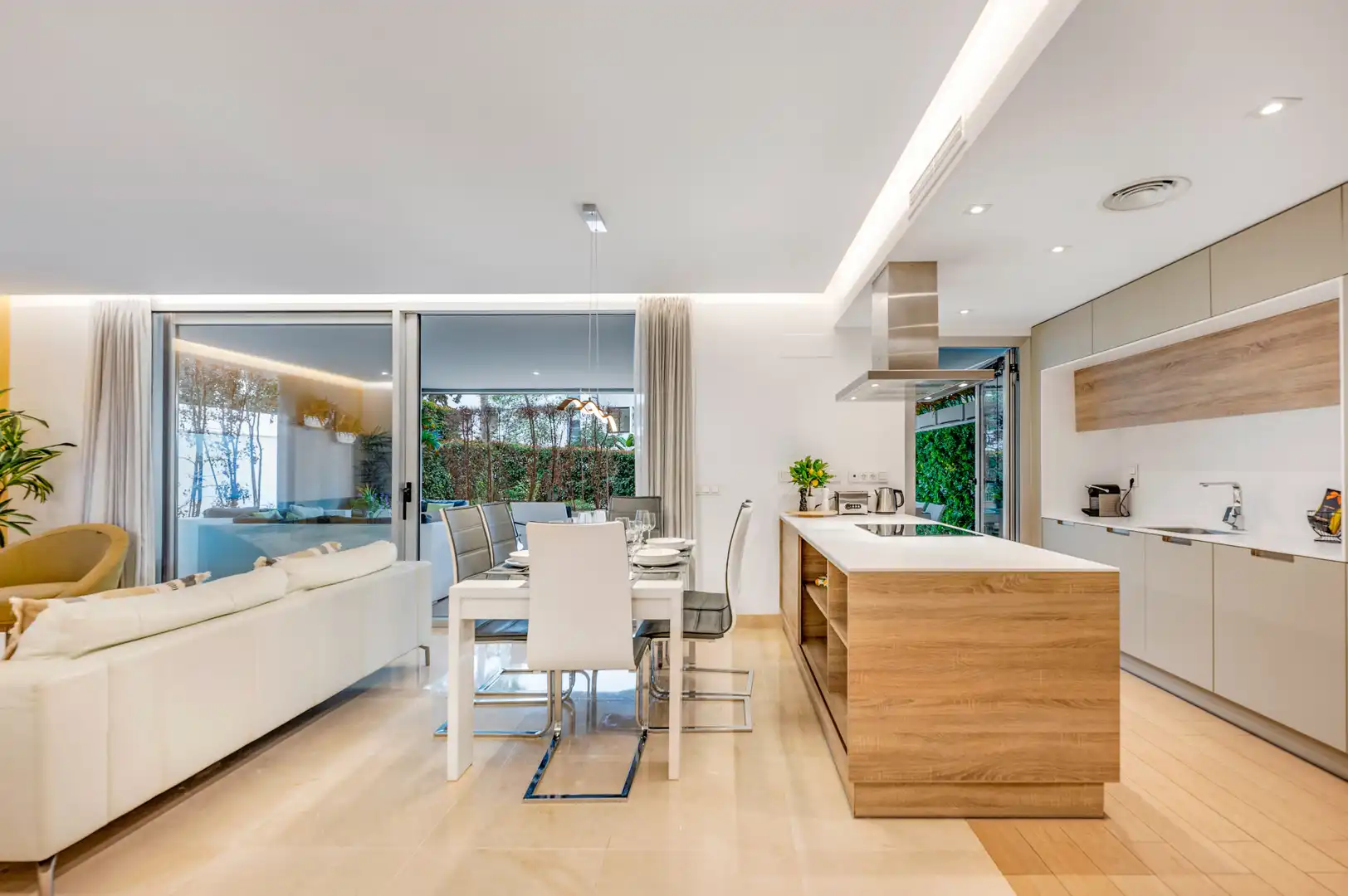 Home with pool for sale in ACACIAS LAS 2, imagen 4