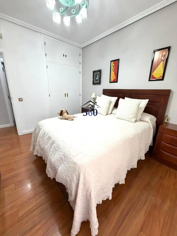 Casa o xalet en venda a Armonía, Casco Antiguo