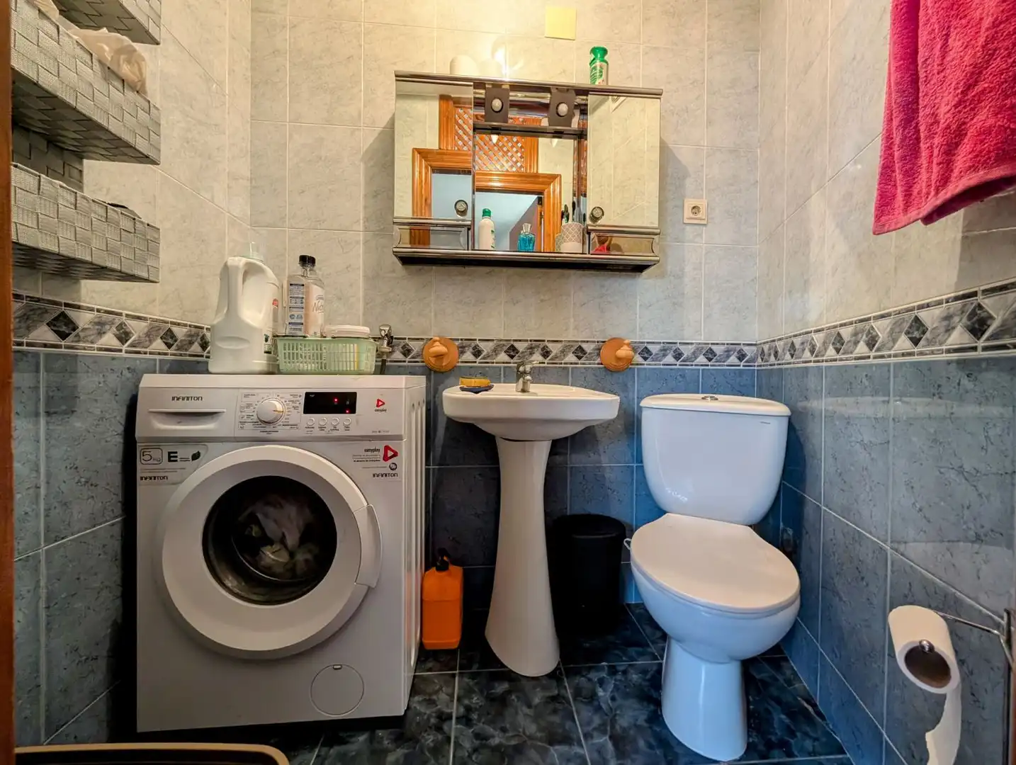 Bathroom of Houses for sale in Loja  with Terrace and Furnished