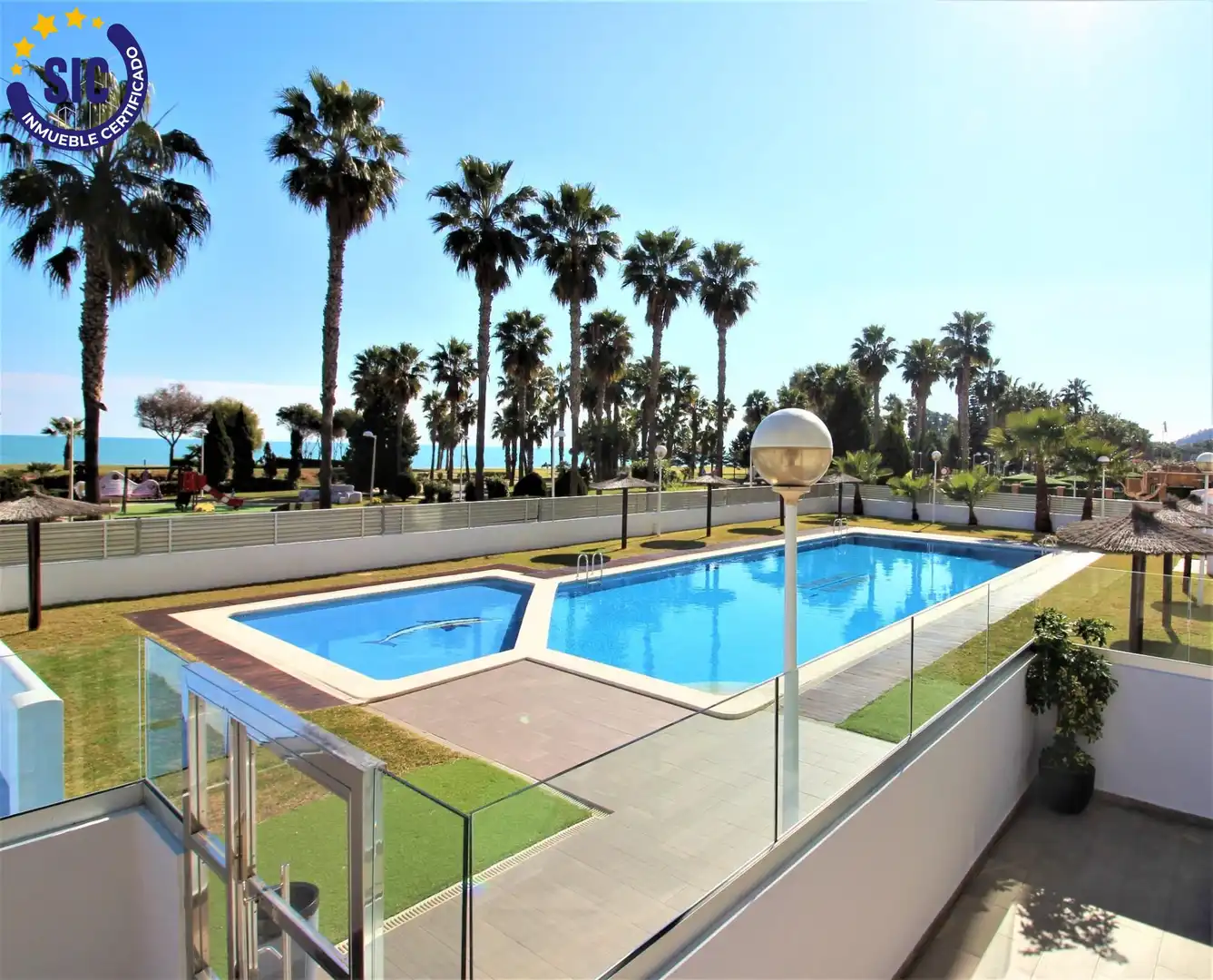 Piscina de Apartament en venda en Oropesa del Mar / Orpesa amb Aire condicionat, Jardí privat i Terrassa