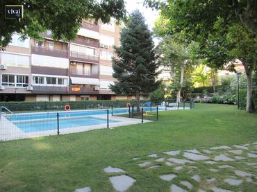 Pis amb piscina en venda a Moncloa - Aravaca