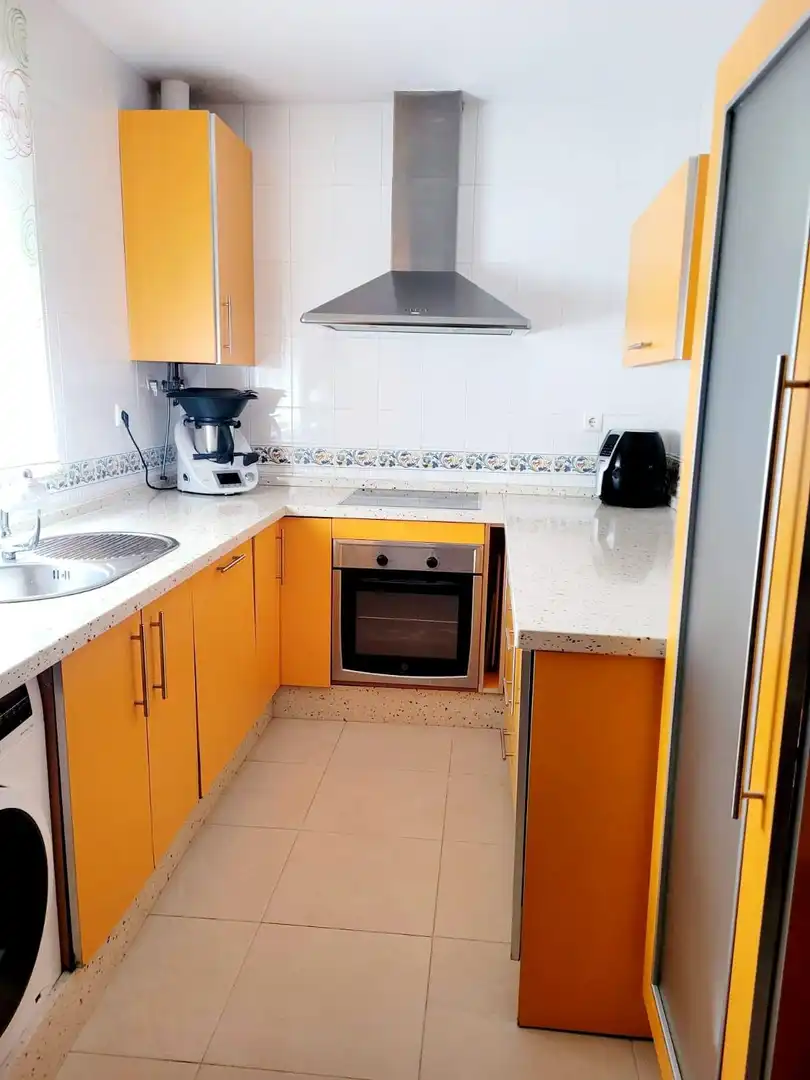 Piso con ascensor en venta en Núcleo urbano, imagen 3