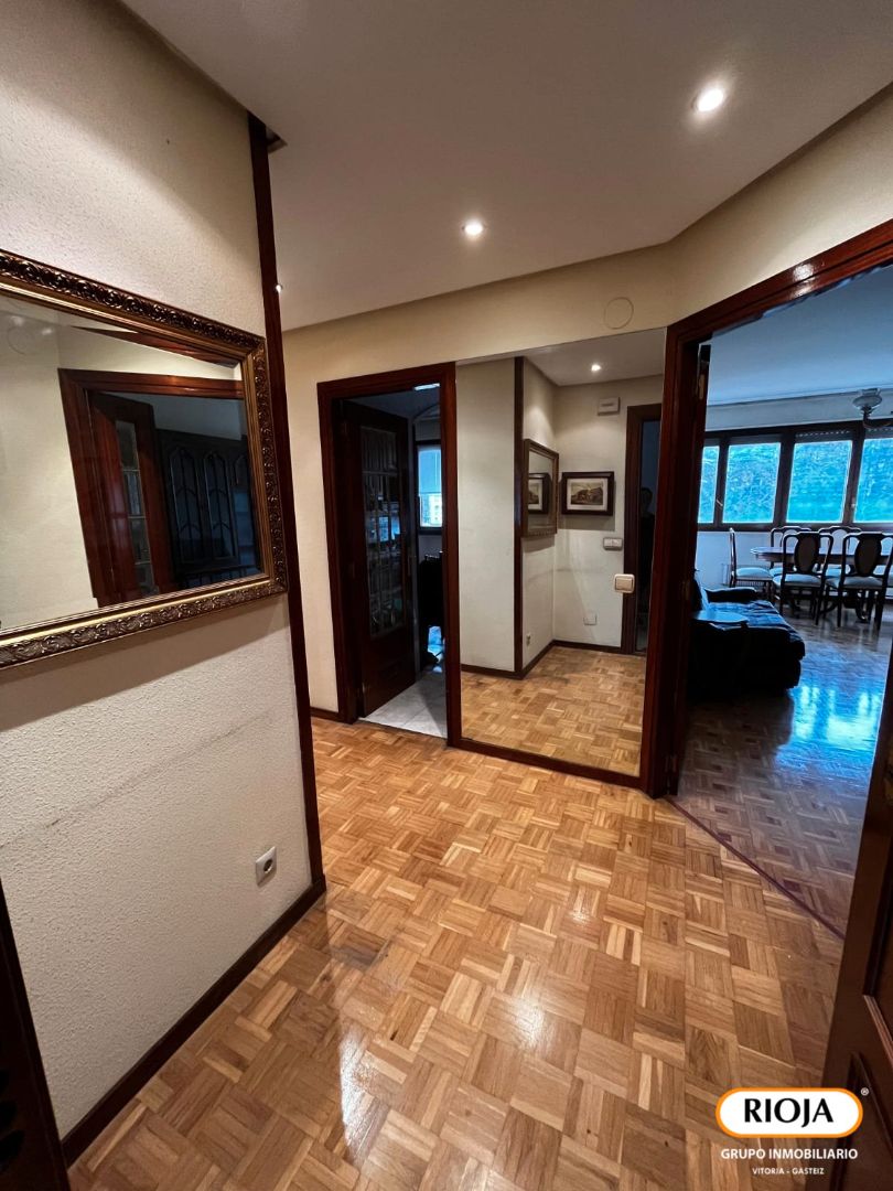 Pis en venda en Vitoria - Gasteiz amb Moblat