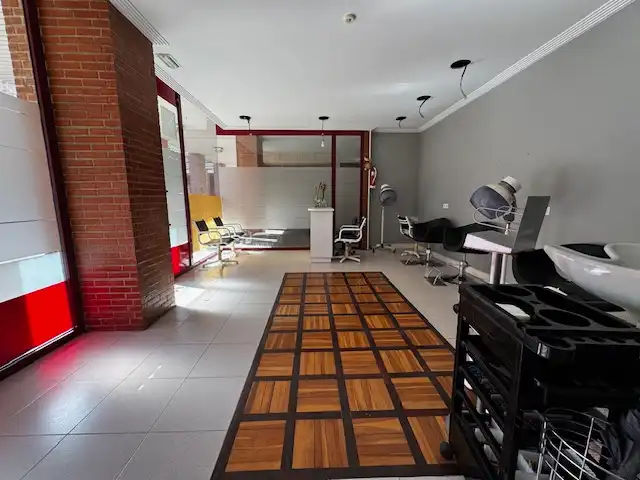 Local comercial en venda a Hernani