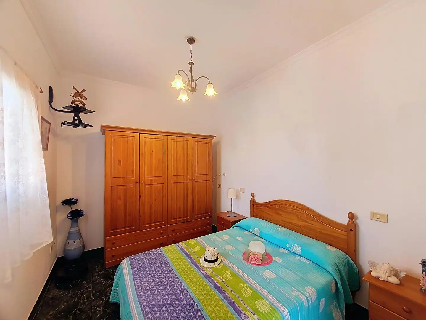 Dormitori de Casa adosada en venda en Telde amb Aire condicionat
