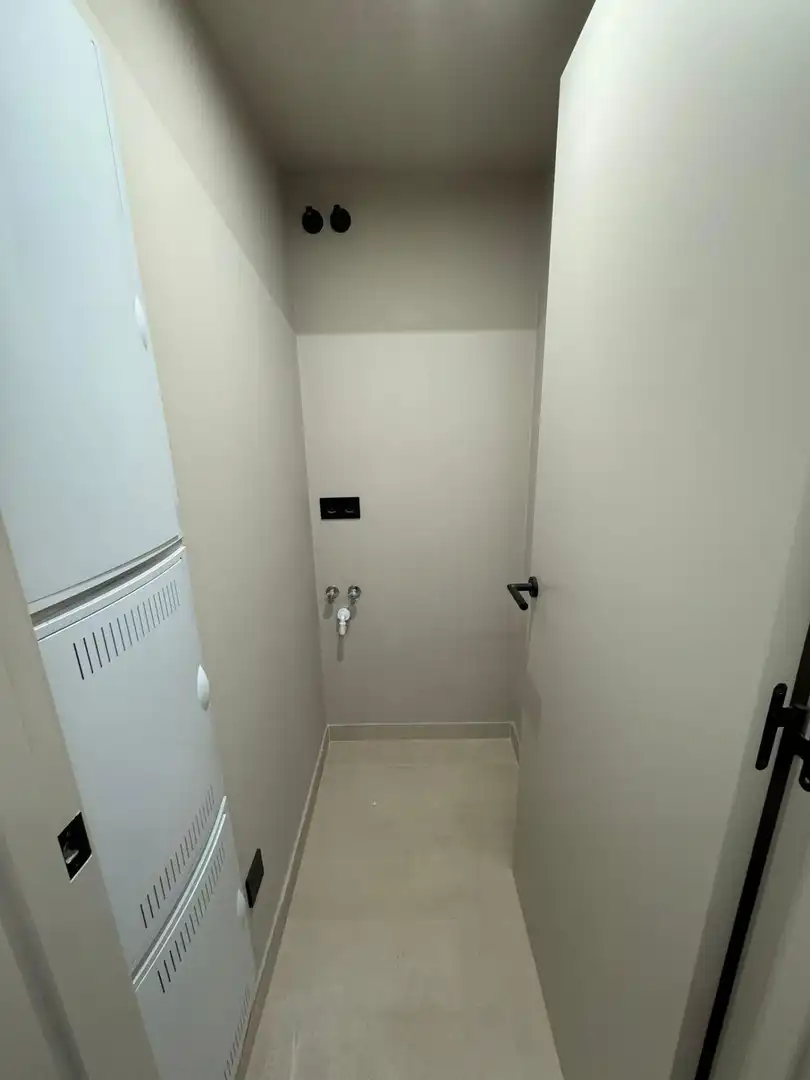 Baño de Piso de alquiler en Barcelona con Aire acondicionado, Calefacción y Amueblado