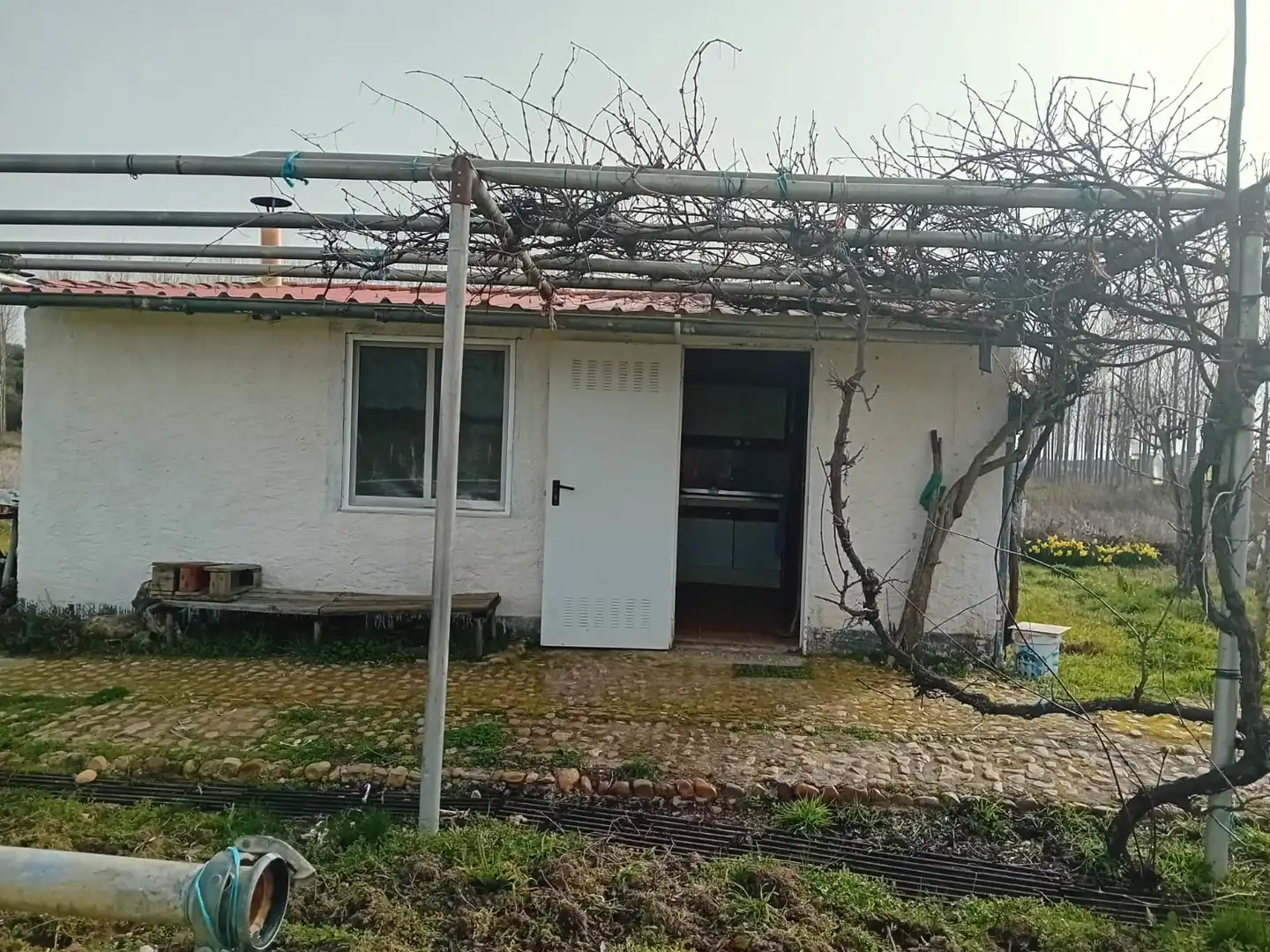 Vista exterior de Terreno en venta en Villaveza de Valverde