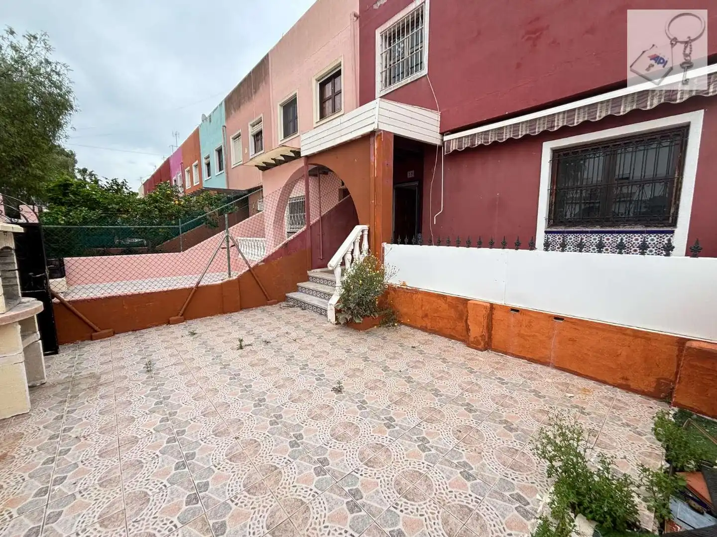 Vista exterior de Dúplex en venta en Torrevieja con Terraza
