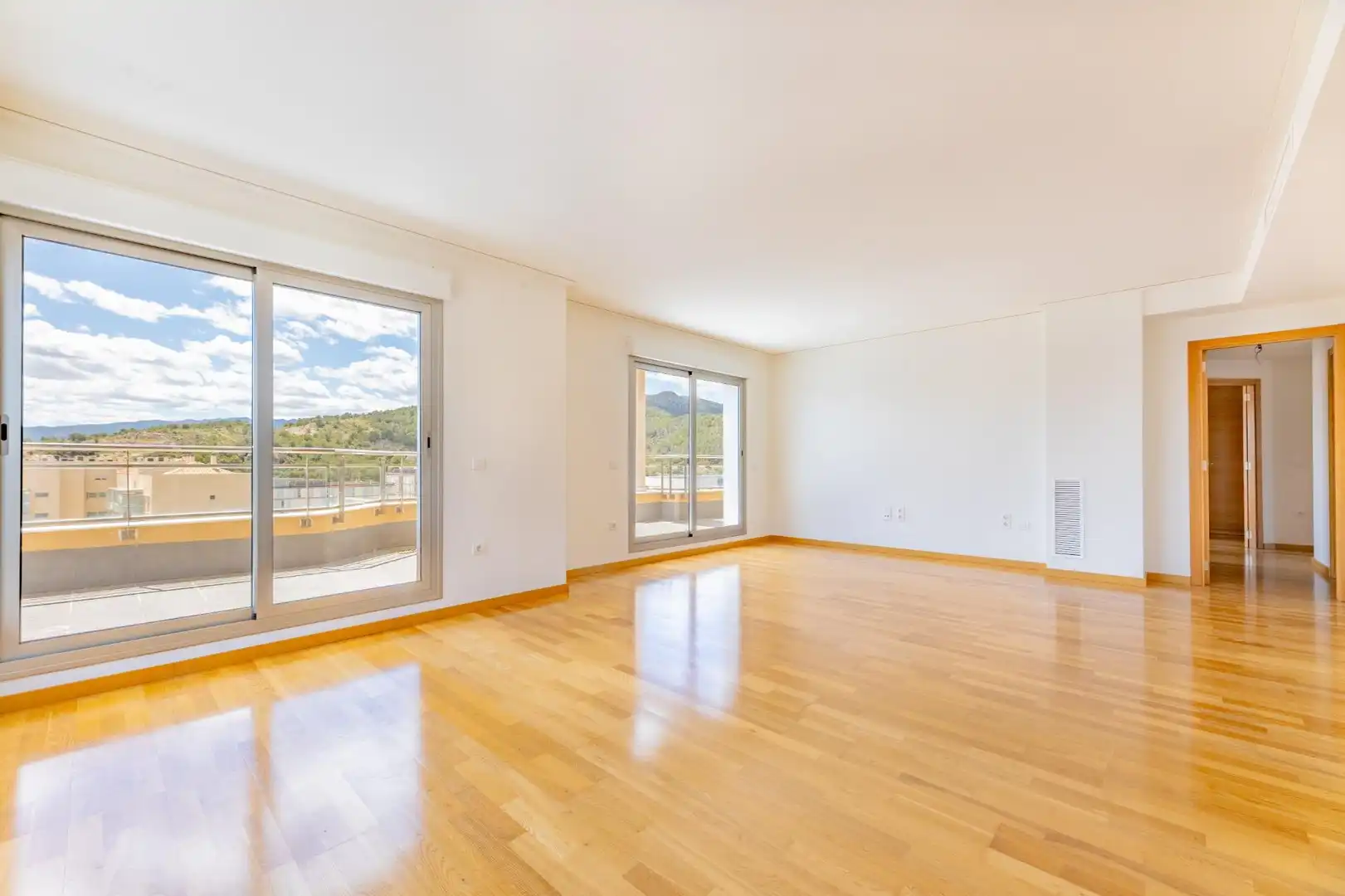 Sala d'estar de Àtic en venda en Gandia amb Aire condicionat, Calefacció i Parquet