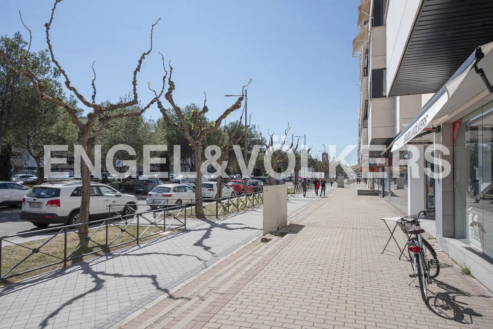 Vista exterior de Casa o chalet de alquiler en Pozuelo de Alarcón con Calefacción, Jardín privado y Parquet