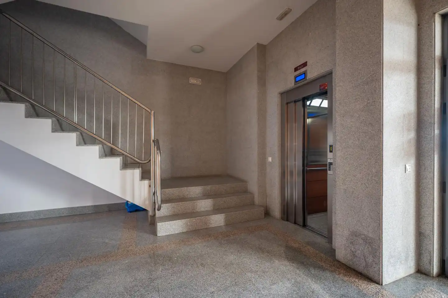 Piso en venta en Luis Mazzantini, Sónsoles