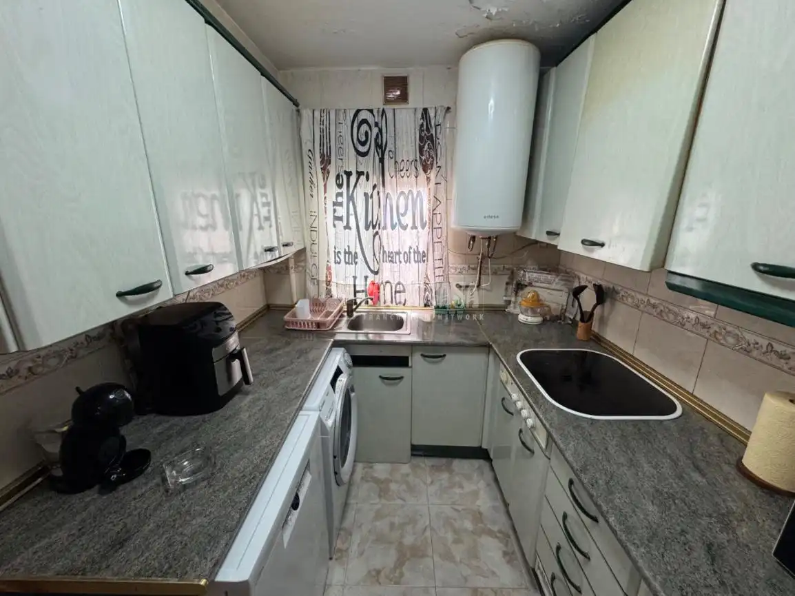 Cocina de Piso en venta en Aranjuez con Aire acondicionado